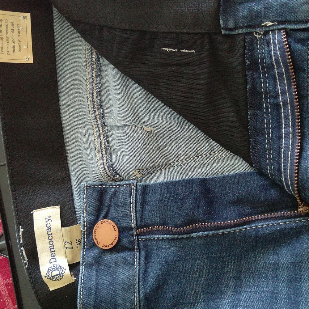 Nwt Democracy Women's Itty Bitty Boot cut Flare Absolution Denim Jeans Sz 12 - Picture 11 of 11